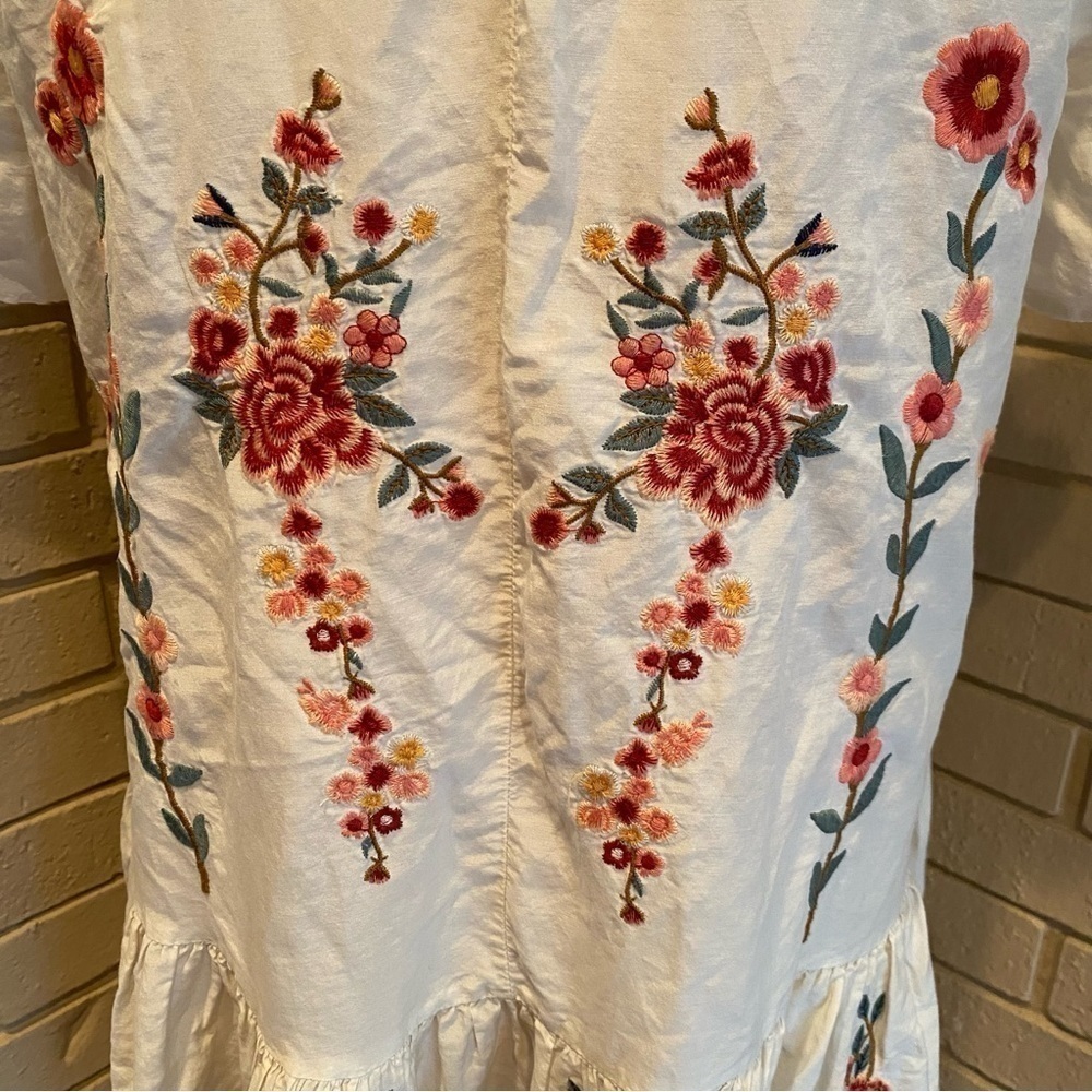 Zara Boho Cream Embroidered Floral Mini Pleated Dress/Tunic Bloggers Size Small - Picture 8 of 8